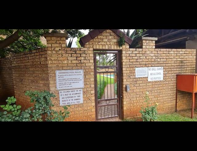 2 BEDROOM APARTMENT FOR SALE IN FAERIE GLEN